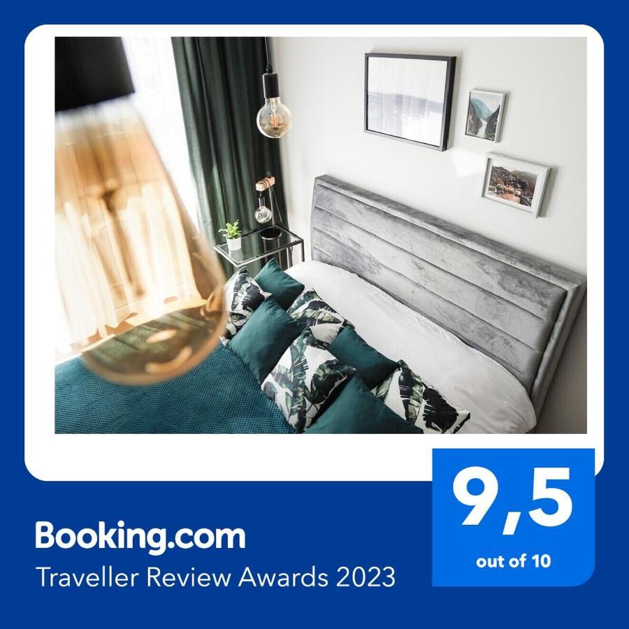 Vizzit Us Premium Apartments 华沙 外观 照片