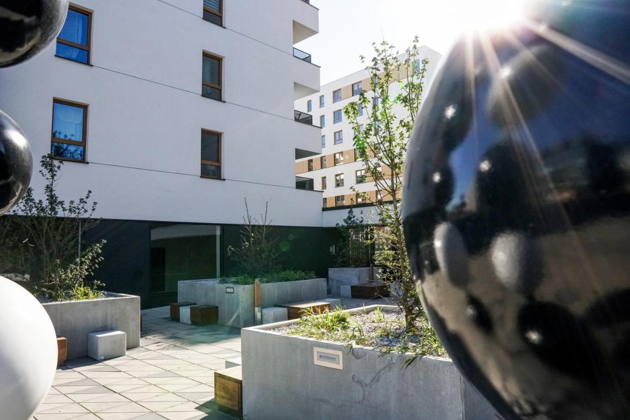 Vizzit Us Premium Apartments 华沙 外观 照片