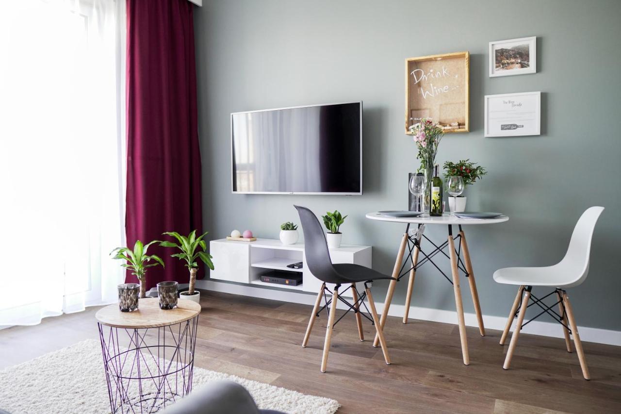 Vizzit Us Premium Apartments 华沙 外观 照片